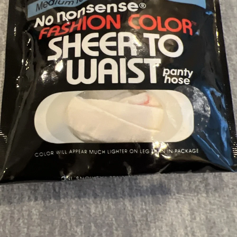 No Nonsense Fashion Color Sheer To Waist Pantyhose‎ Soft White Med-Tall #159 New